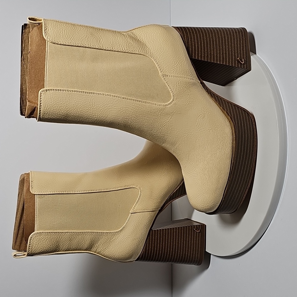 Circus NY Sam Edelman Stace Platform High Boots Pull-On Cream Vanilla Glossy 7.5 - Picture 10 of 16